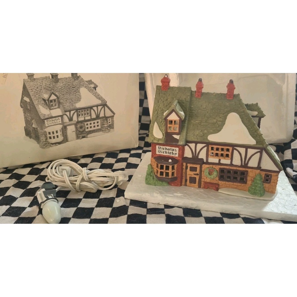 Dept 56 Dickens Village‎ Nicholas Nickleby Cottage 1988 Lighted Tested Box